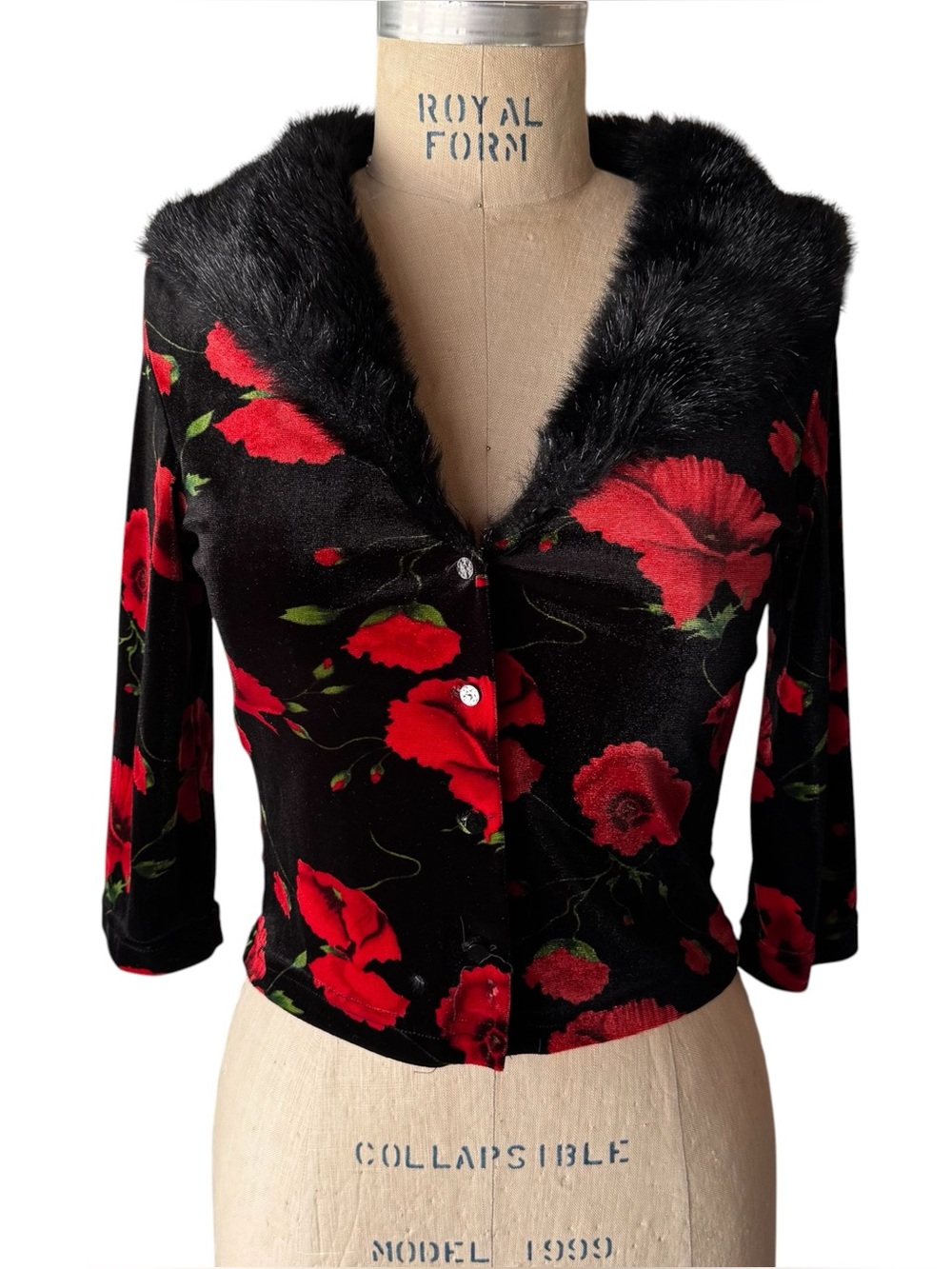 Vintage 90s Velvet Red Black Rose Pattern Faux Fur Cardigan